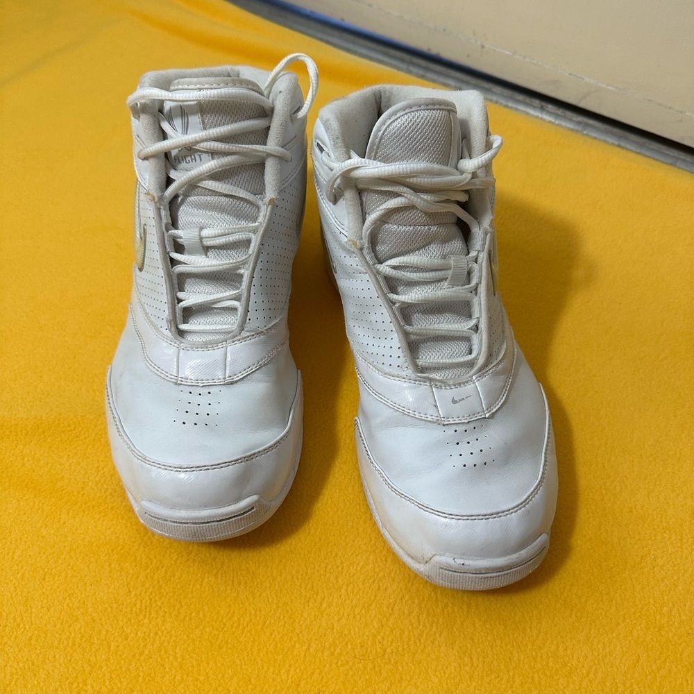 Nike White Leather High-Tops